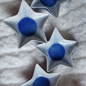 4 Piece Pier 1 Blue and White Star-Shaped Dish.